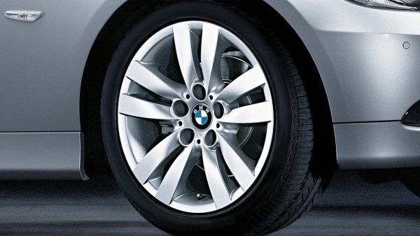 BMW Alufelge Doppelspeiche 161 silber 8J ET34 3er E90/E91E92/E93