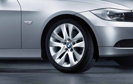 BMW Alufelge V-Speiche 338 silber 8J ET34 3er E90/E91/E92/E93 Vor