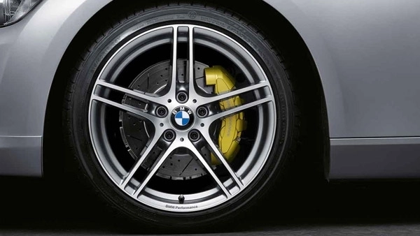 BMW Alufelge Doppelspeiche Performance 313 8,5J x 18 ET 37 Bicolo