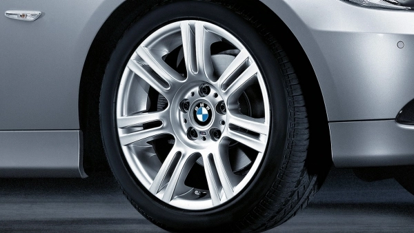 BMW Alufelge M Doppelspeiche 194 silber 8J ET34 3er E90/E91/E92/E