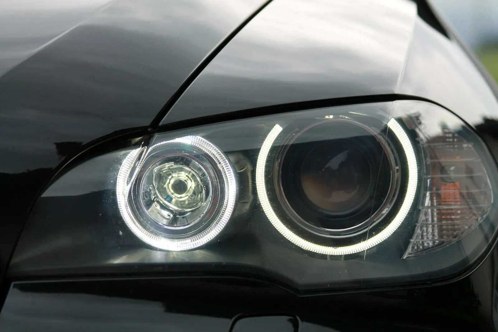 H8 LED Angel Eyes Standlicht für BMW E60 E61 E71 E70 LCI E90 E91 X5 X6 Z4 E92 X1