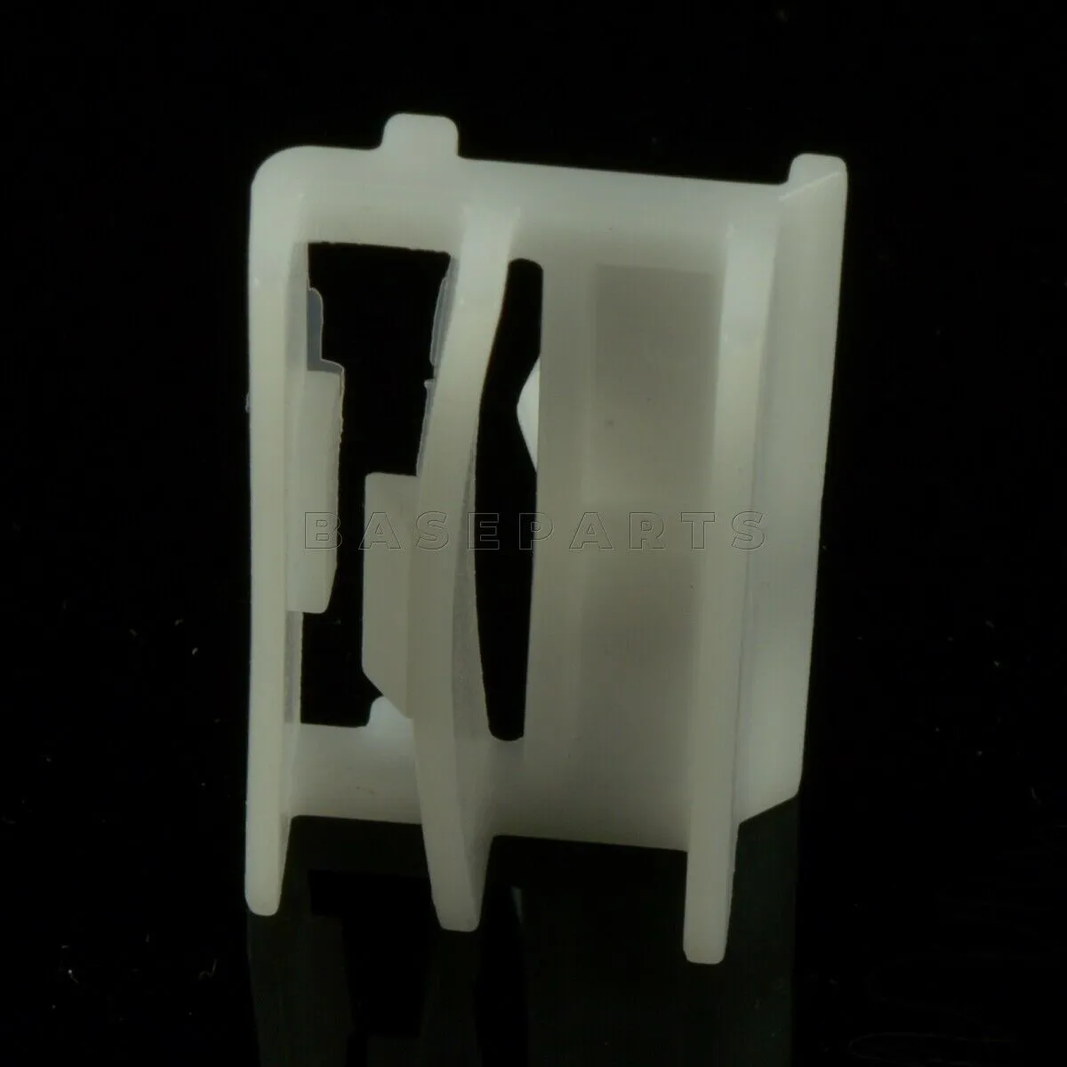 5x Klammern   5x Tüllen Druckknöpfe für BMW E90 E91 Seitenschweller